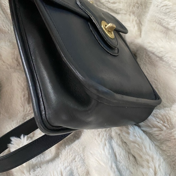 Vintage Coach Black Leather Murphy Crossbody Bag 9930 - Picture 8 of 13
